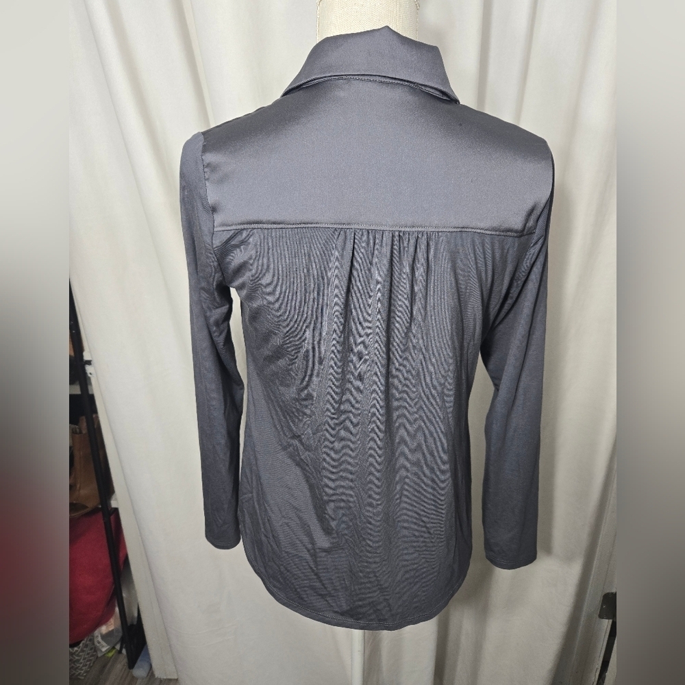 White House Black Market Gray Mixed Material Collar Blouse Sz XXS - Picture 4 of 12